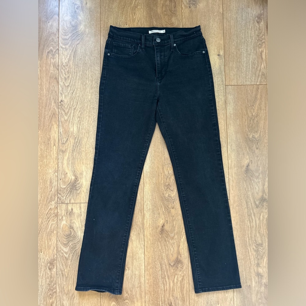 Levi’s High Rise Straight Jean